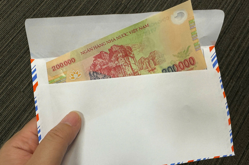 Cách ghi phong bì đám giỗ và mức tiền hợp lý