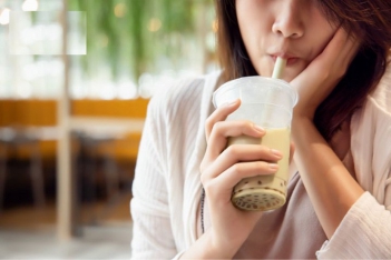 Uống trà sữa có vô sinh không? Những yếu tố nguy cơ cần lưu ý - Doanh nhân đương thời